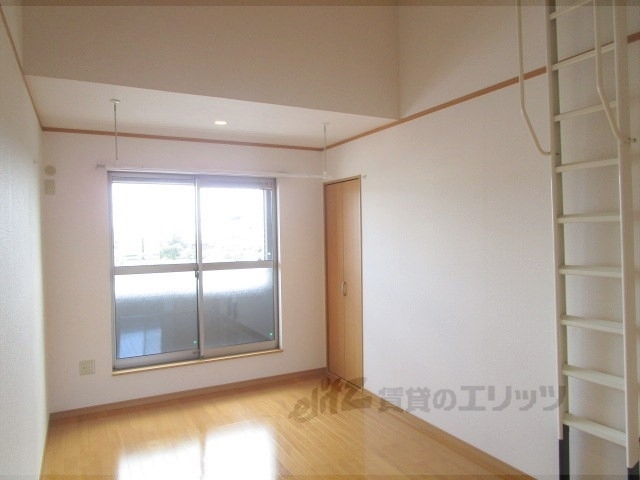 居室・リビング　洋室