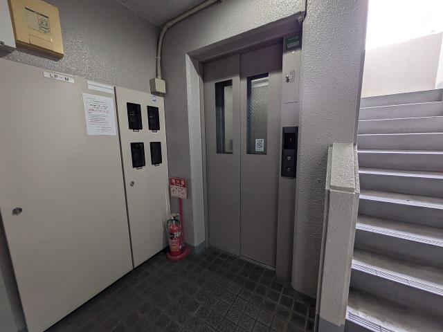 ロビー