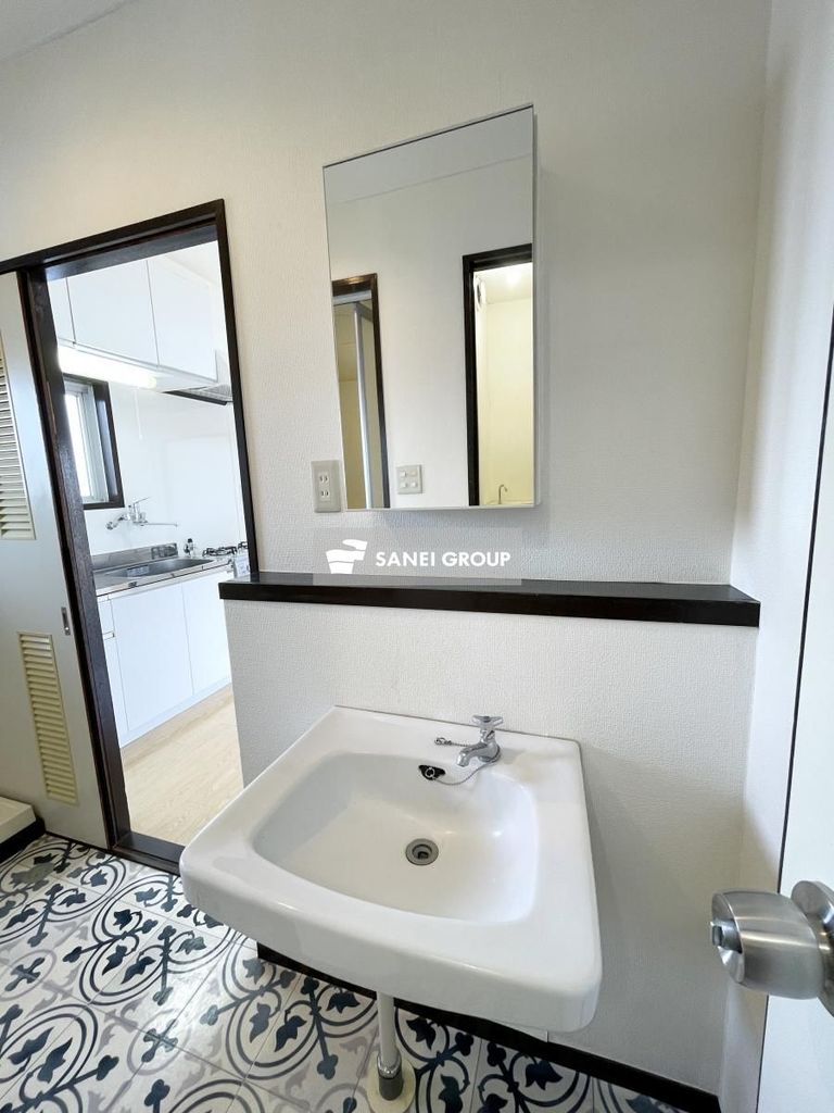 洗面設備　同仕様