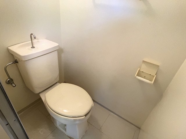 トイレ　2022年12月撮影※現況を優先します