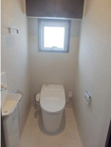 トイレ　参考写真