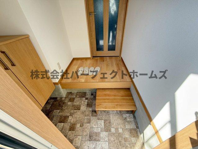 玄関　シンプルで使いやすい玄関です