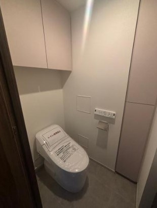 トイレ　別部屋参考写真