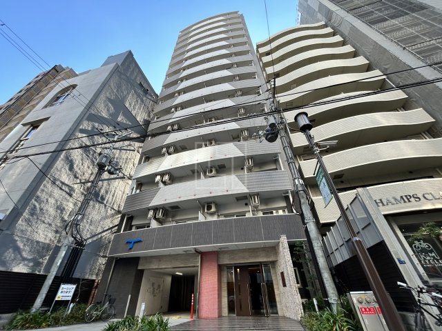 建物外観　ラシュレエグゼ本町　外観