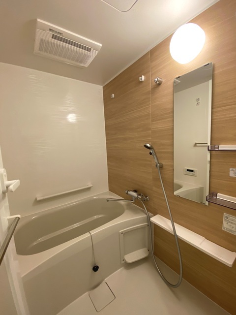バス・シャワールーム　※写真は同タイプ住戸です。