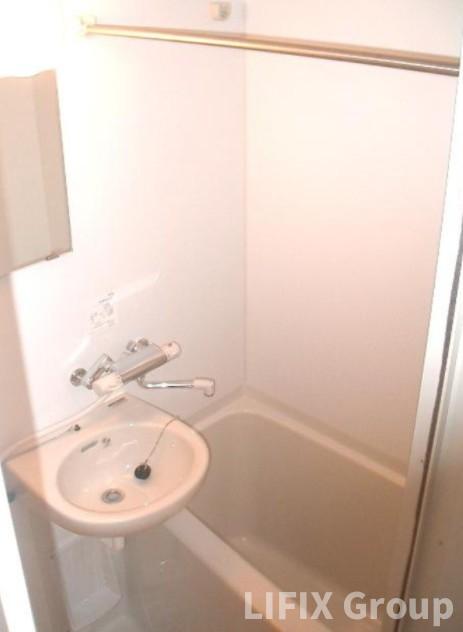 バス・シャワールーム　風呂