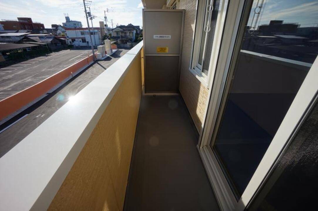 バルコニー　バルコニー