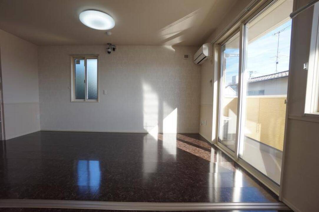 居室・リビング　リビング