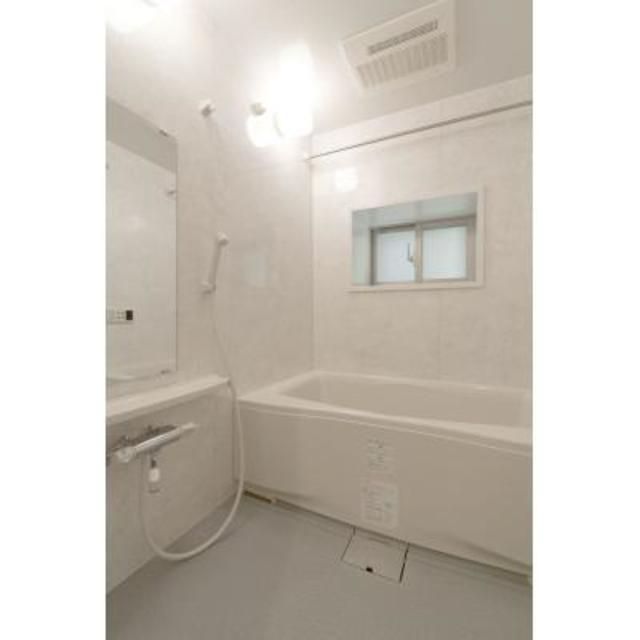 バス・シャワールーム　きれいなお風呂です