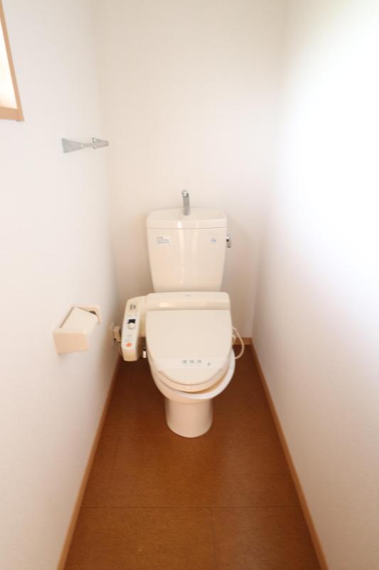 トイレ　温水洗浄暖房便座トイレ