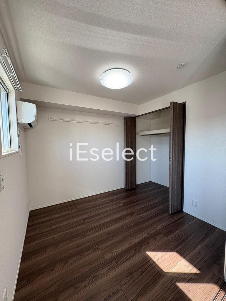 その他部屋・スペース　こちらの居室にもエアコンが付いています！