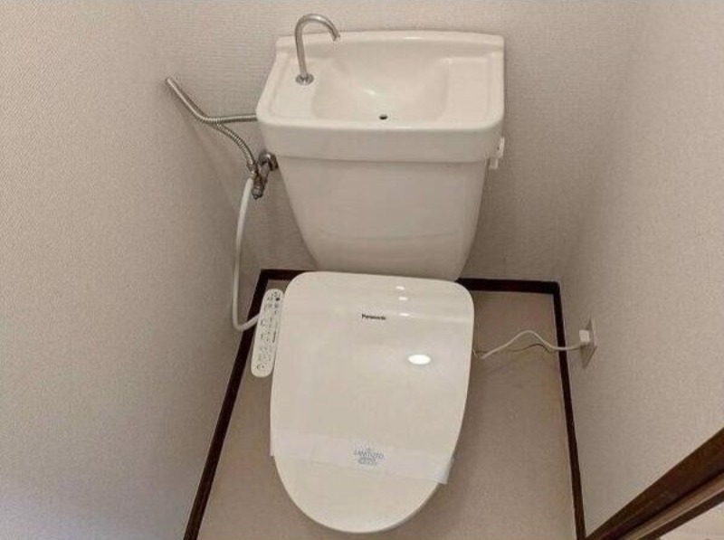 トイレ　図面と現状に相違がある場合には現状を優先