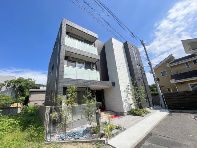 エントランス　築浅２０２２．７完成　耐震耐火旭化成ヘーベルメゾン