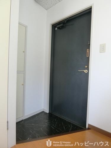 玄関　物件の画像6