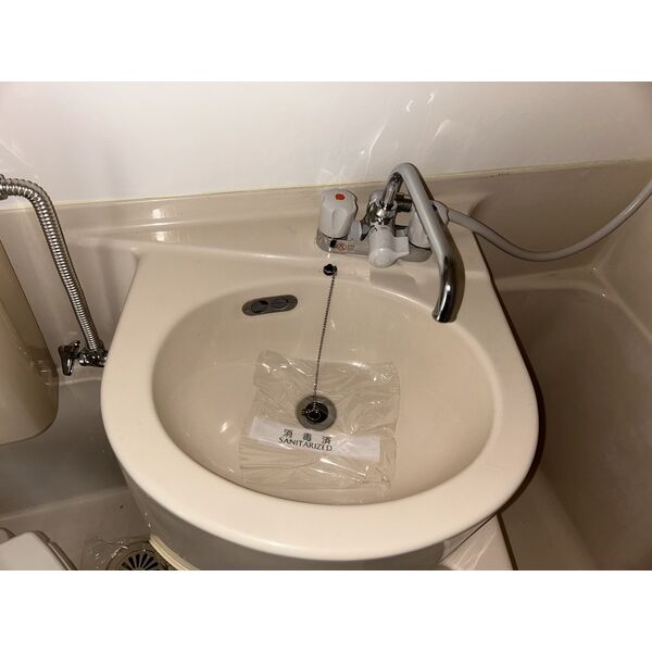 洗面設備　綺麗な洗面所です。