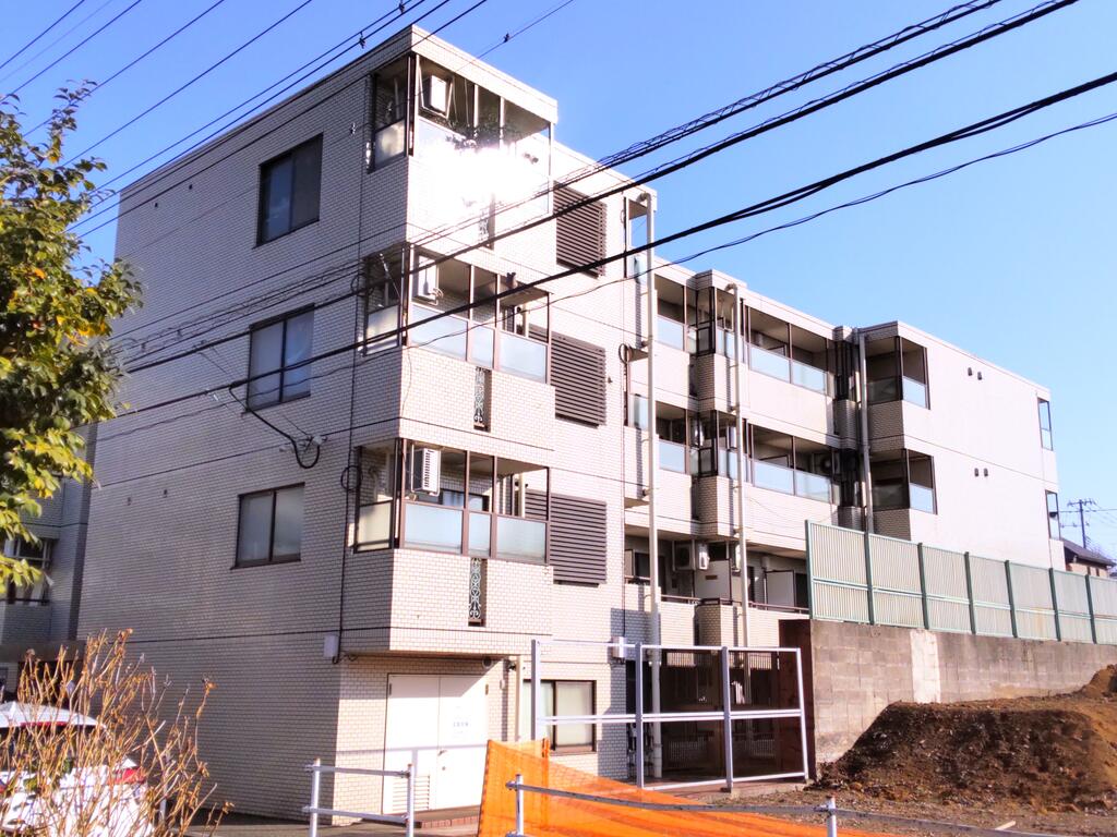 建物外観　八王子駅徒歩９分、鉄道５路線利用可、セキュリティ充実