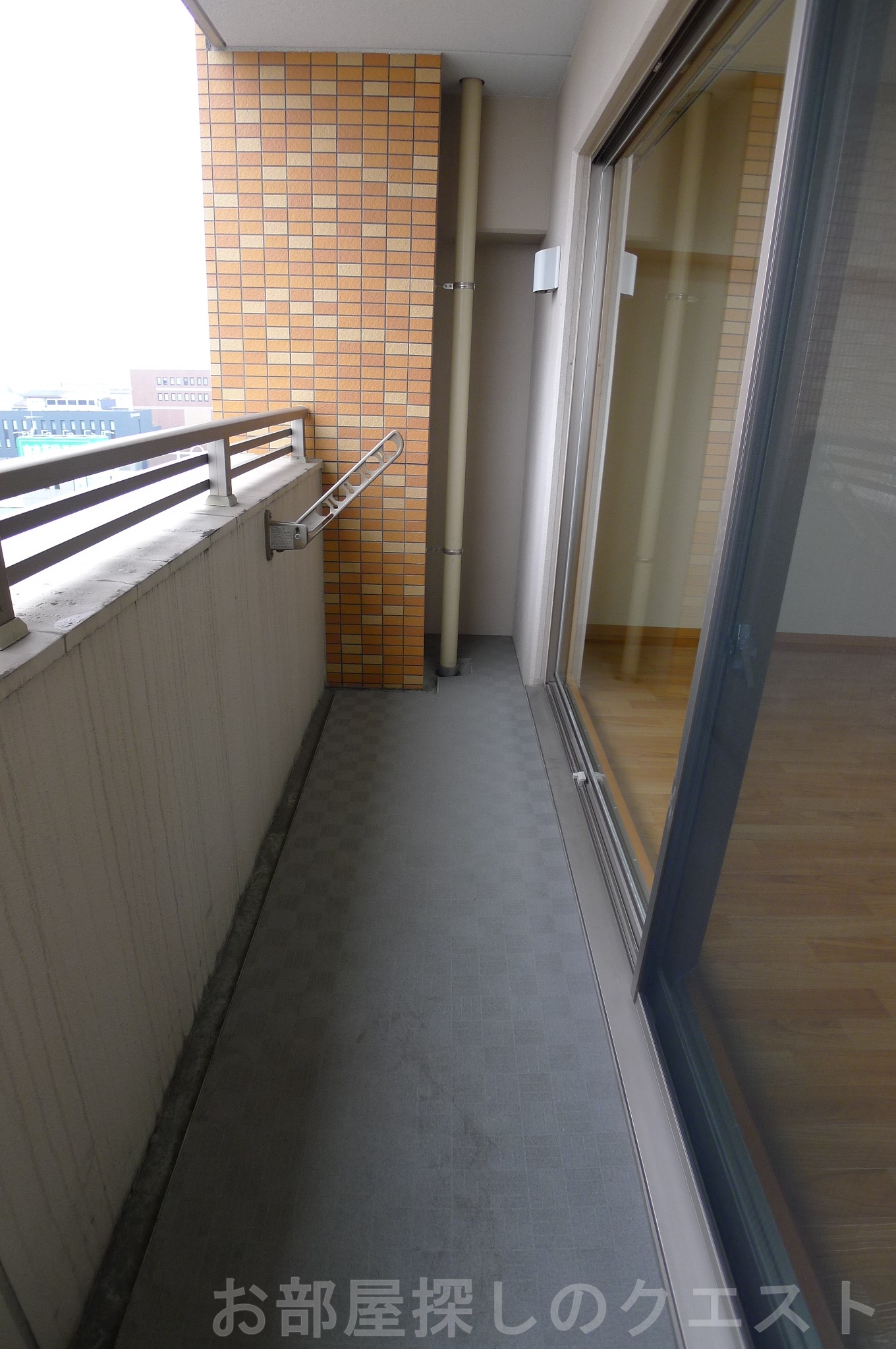 バルコニー　（写真は同タイプ）