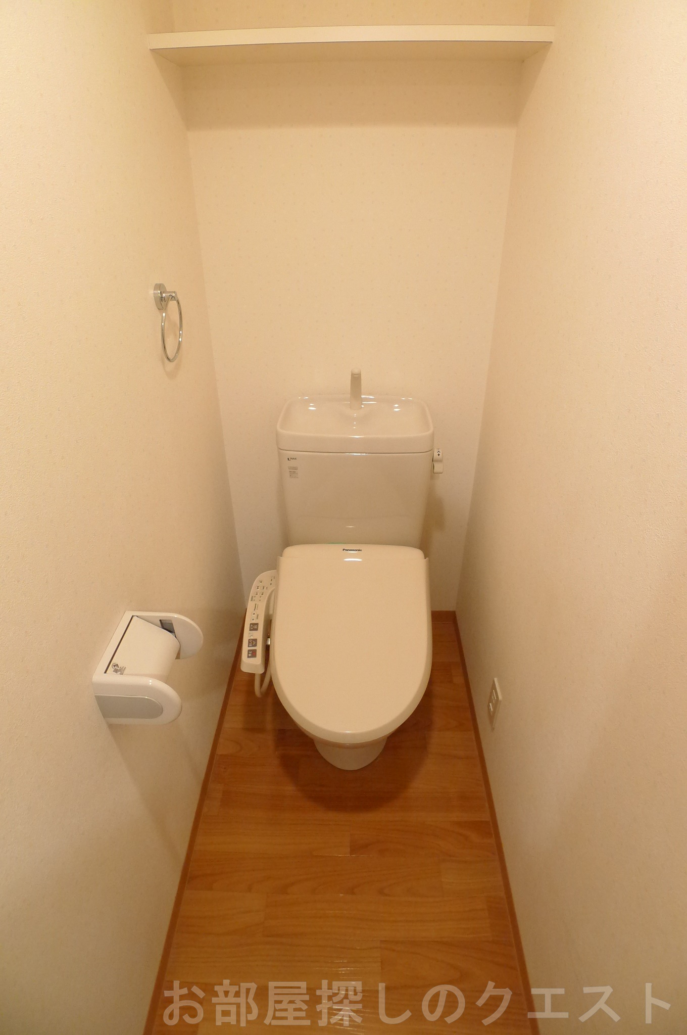 トイレ　（写真は同タイプ）