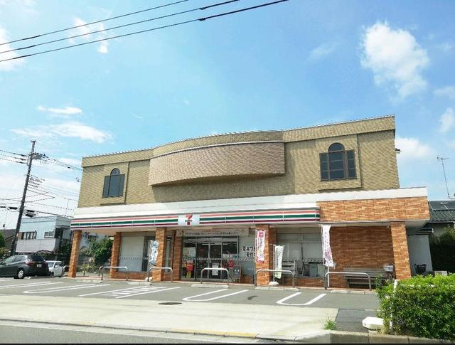 コンビニ　セブンイレブン南町田1丁目店（コンビニ）まで330m