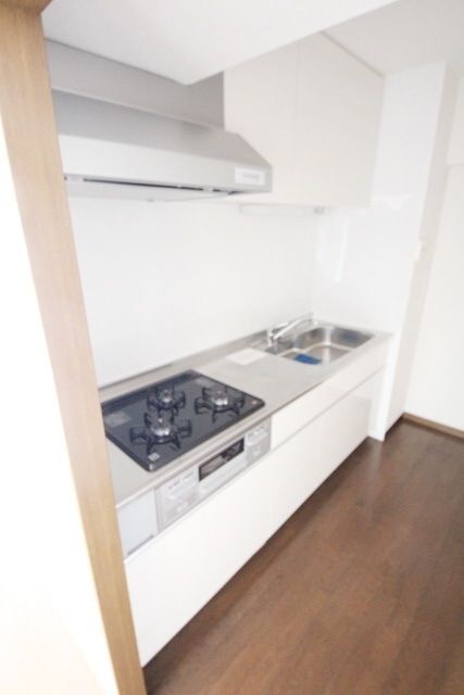 キッチン　※別部屋参考写真です