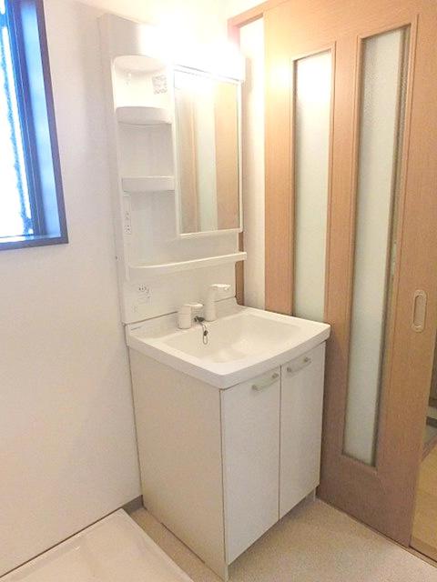 洗面設備　同仕様写真