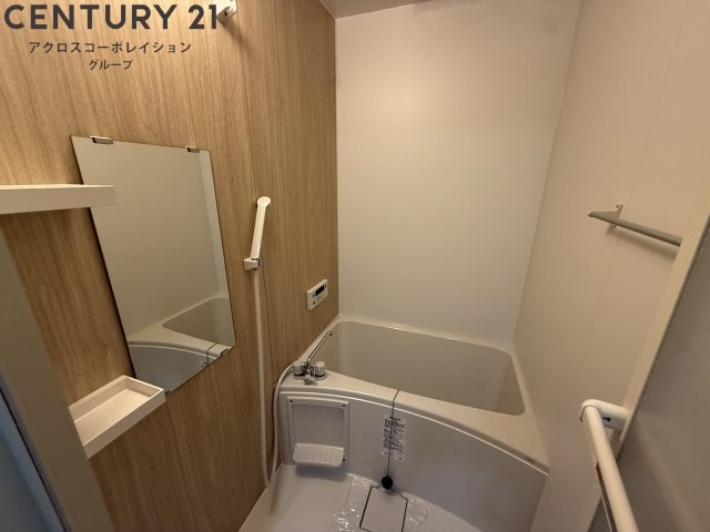 バス・シャワールーム　シンプルで機能的なユニットバスです！