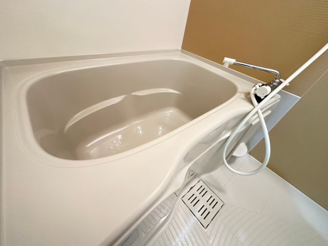 バス・シャワールーム　詳細は、RISUMO江坂本店までお問合せください♪