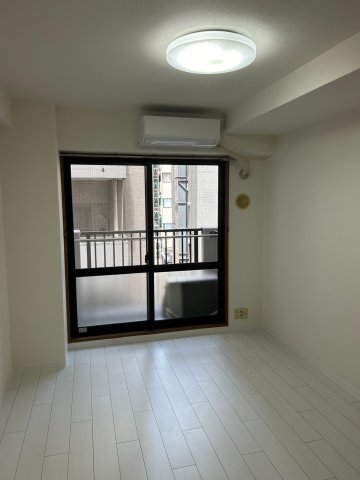 居室・リビング　ゆったりとした居間です