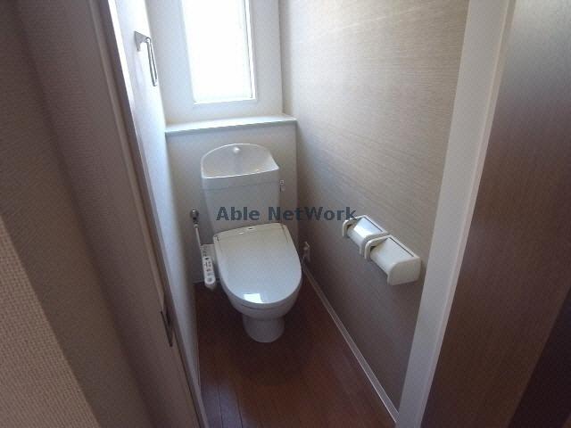 トイレ　トイレ