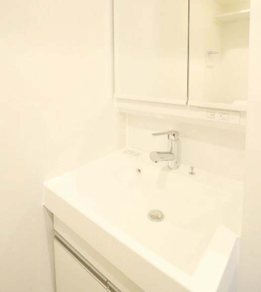 洗面設備　★収納付き、独立洗面台★