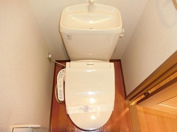 トイレ　ウォシュレット！