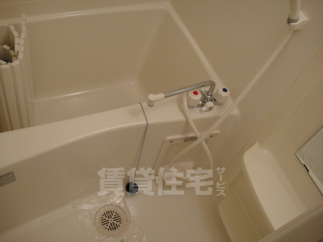 バス・シャワールーム　バスルーム