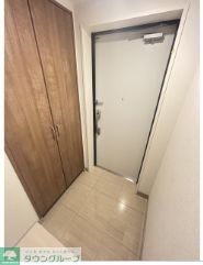 玄関　お部屋探しはタウンハウジングへ♪