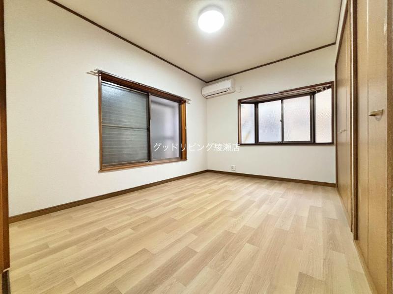 居室・リビング　2026/02/11　102号室