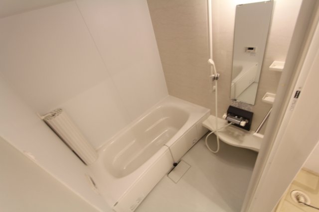バス・シャワールーム　参考写真（同物件別部屋）