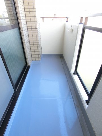 バルコニー　詳細は、RISUMO江坂本店→06 6155-7137まで♪