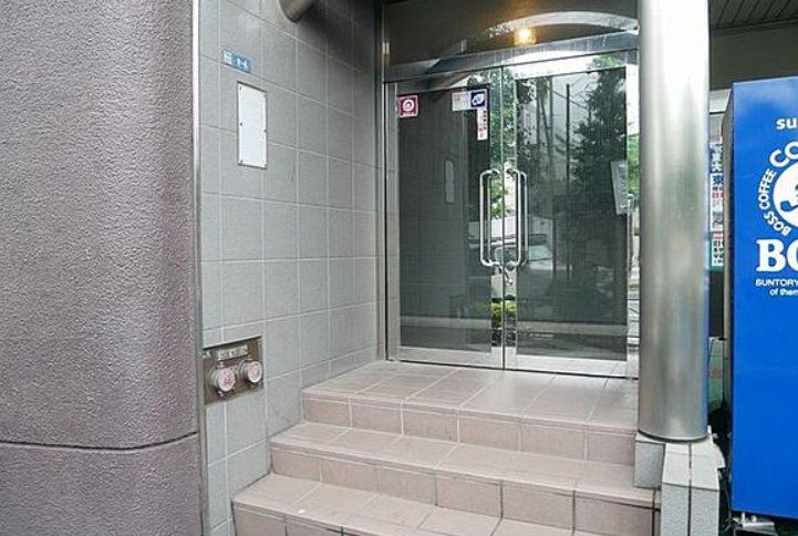 エントランス　エントランス