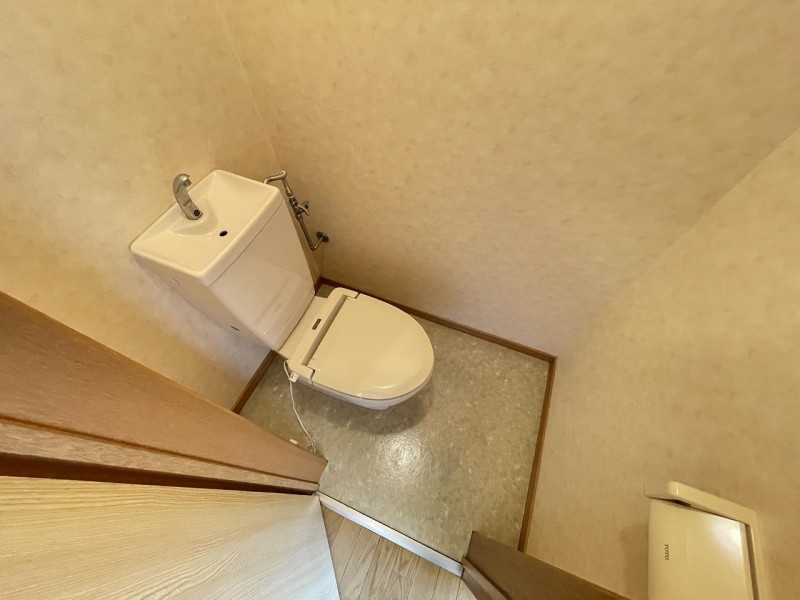 トイレ　トイレ