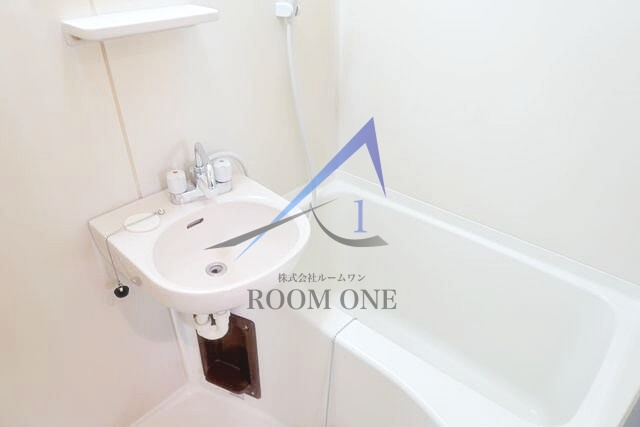 バス・シャワールーム　お風呂です。