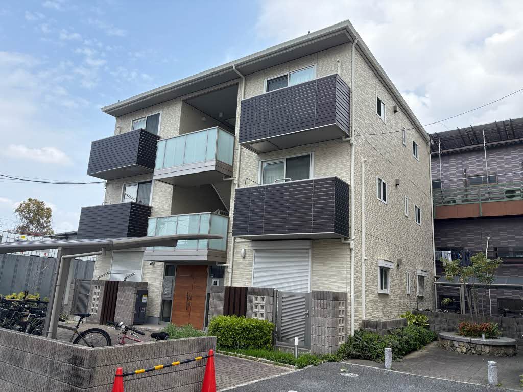 建物外観　積水ハウス施工のシャーメゾン！宅配ボックス・インターネット…