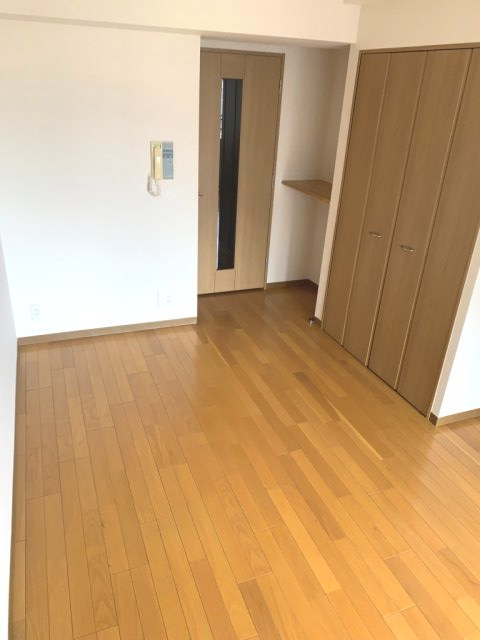 居室・リビング　※別部屋参考写真