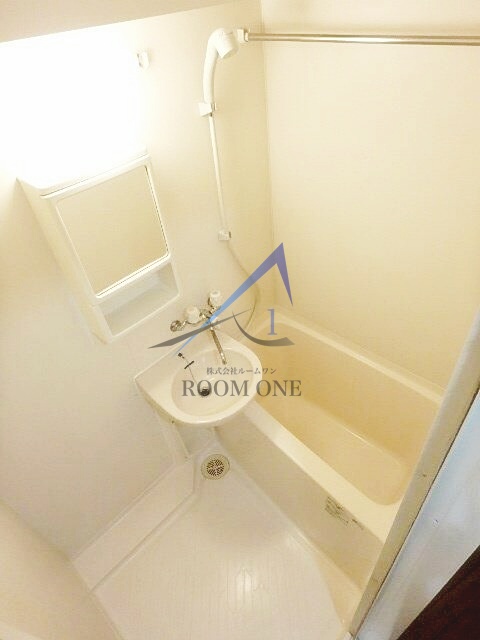 バス・シャワールーム　お風呂です。