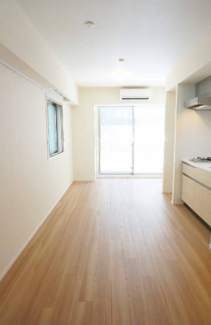 居室・リビング　☆明るい洋室☆