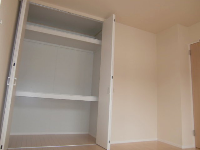 その他部屋・スペース　★寝室のたっぷりとした収納★