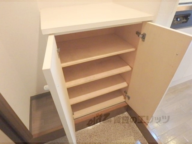 収納　下駄箱