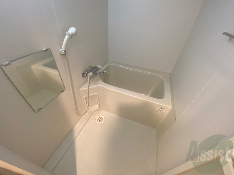 バス・シャワールーム　お風呂です。ゆっくりお風呂につかるのも体に良いですね～