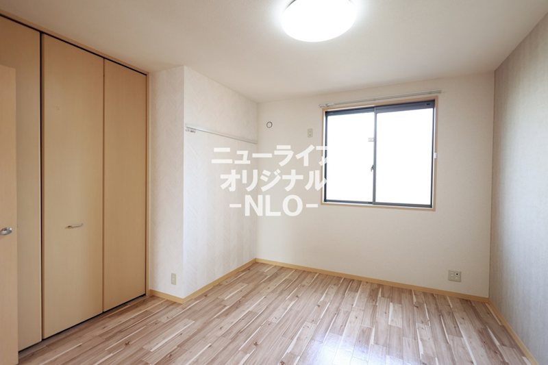 その他部屋・スペース　洋室は収納スペースが充実しています！