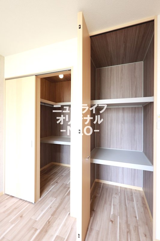 トイレ　あると嬉しい温水洗浄便座付き♪