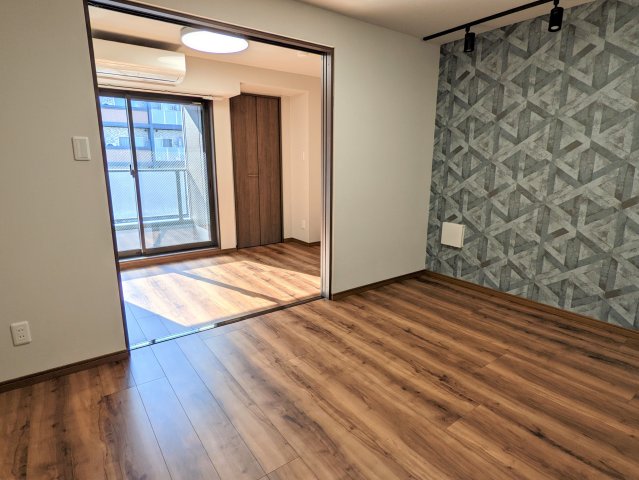 居室・リビング　こちらのリビングで趣味の時間をお楽しみください