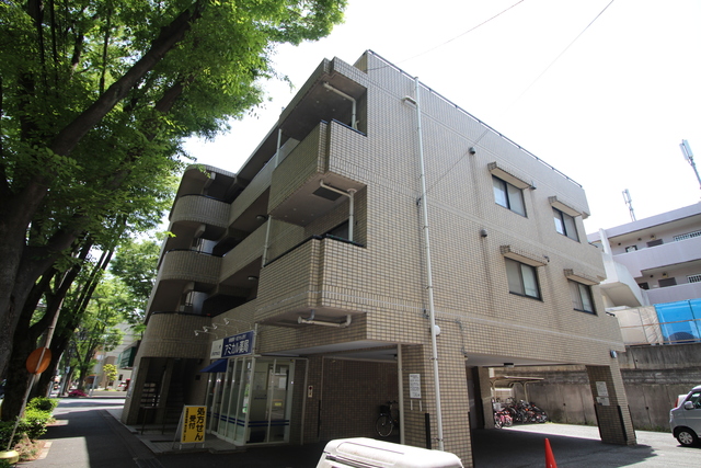 建物外観　前回募集時の写真です。現況優先